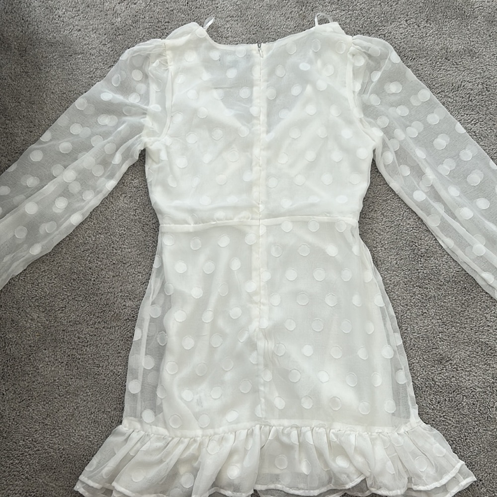 Lulus - Picture 3 of 3